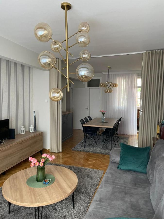 Apartman Filip Lux City Center Novi Pazar Exteriör bild