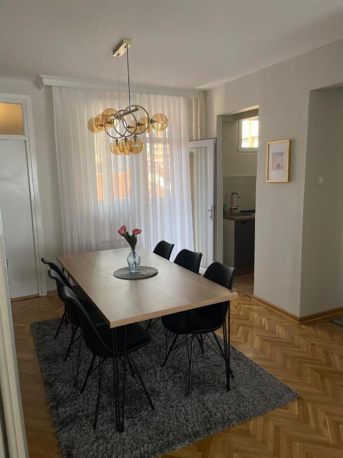 Apartman Filip Lux City Center Novi Pazar Exteriör bild