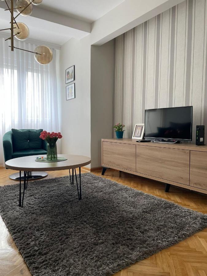 Apartman Filip Lux City Center Novi Pazar Exteriör bild