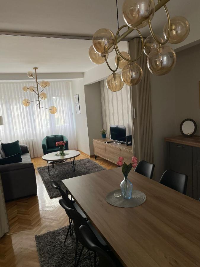 Apartman Filip Lux City Center Novi Pazar Exteriör bild