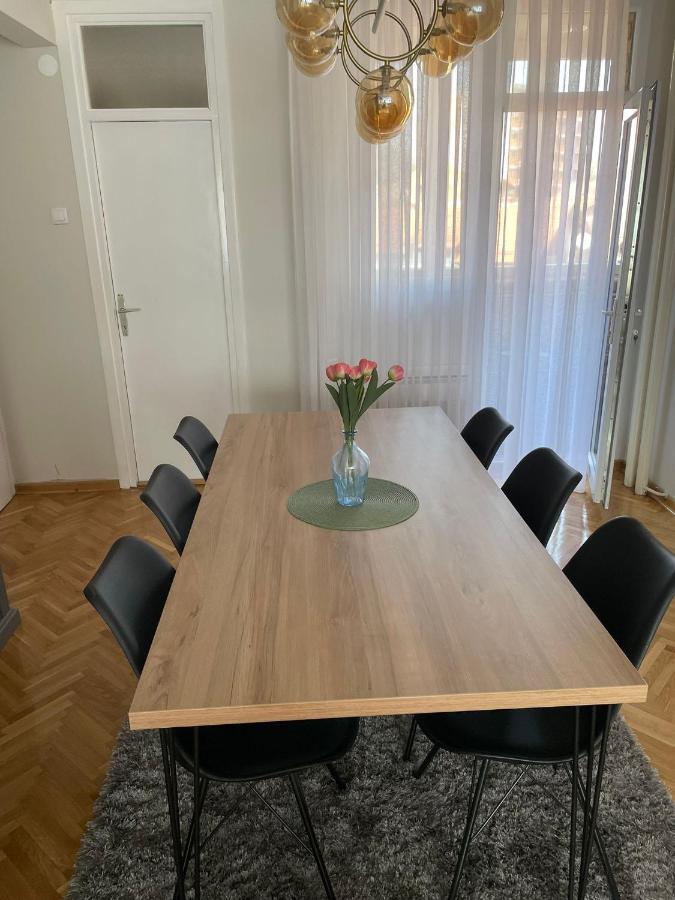 Apartman Filip Lux City Center Novi Pazar Exteriör bild