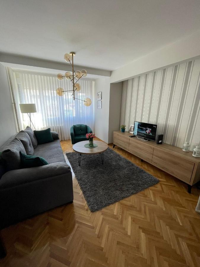 Apartman Filip Lux City Center Novi Pazar Exteriör bild